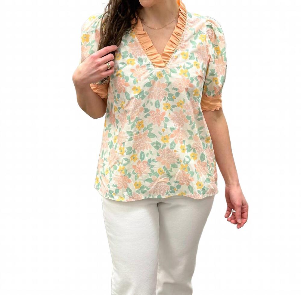 NEW STACCATO floral puff sleeve blouse in peach
